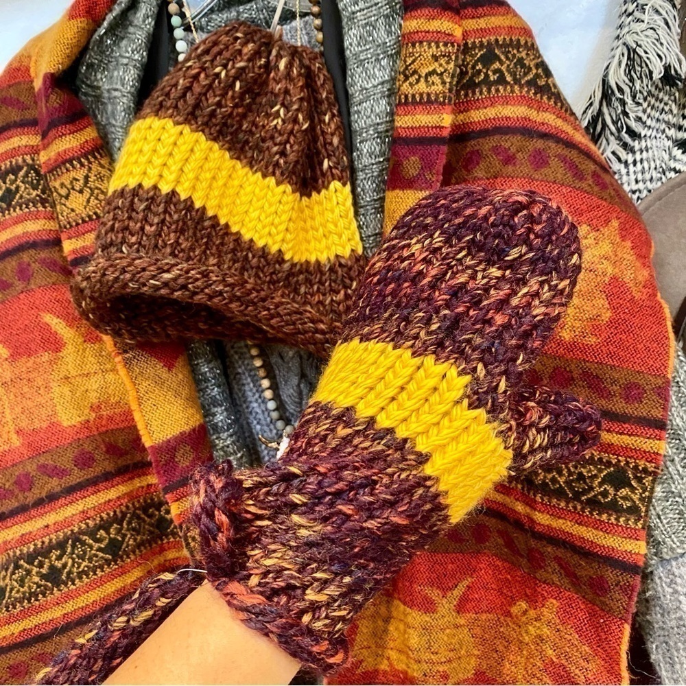 Handcrafted w love knit boho set Toque/mittens in glorious deep dreamy colours